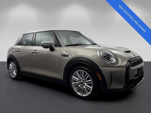Used 2024 MINI Cooper S FWD image 1