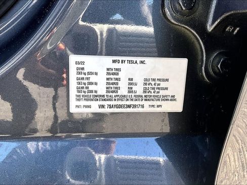 Used 2022 Tesla Model Y Long Range AWD/4WD image 30