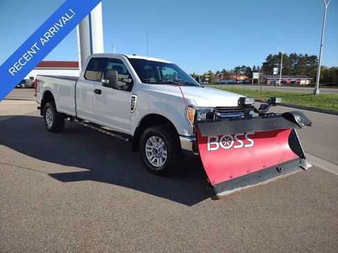 Used 2017 Ford F350 XLT w/ FX4 4x4 Off Road Package image 7