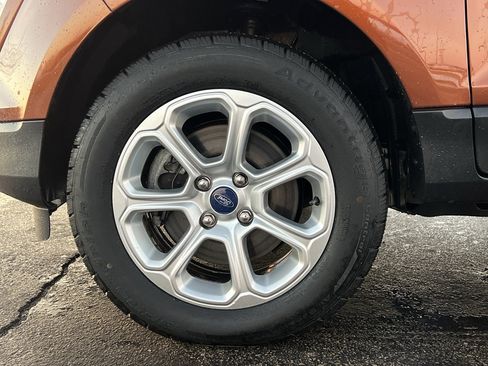 Used 2020 Ford EcoSport SE w/ SE Convenience Package image 10