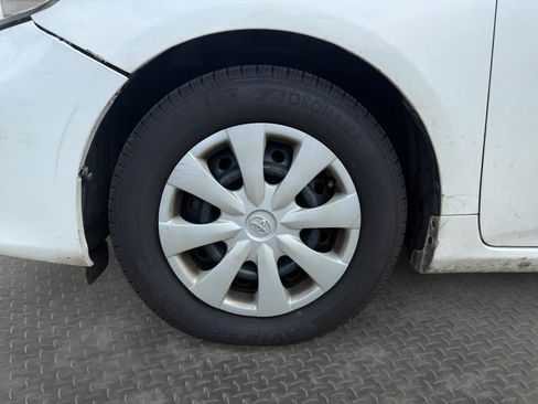 Used 2011 Toyota Corolla LE FWD image 9