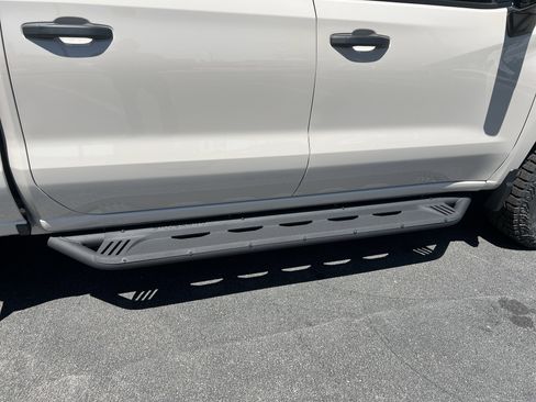 New 2026 Chevrolet Silverado 1500 Custom Trail Boss w/ LPO, Dark Essentials Package AWD/4WD image 38