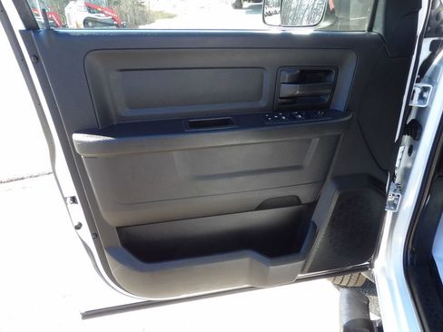 Used 2020 RAM 5500 Tradesman RWD image 14
