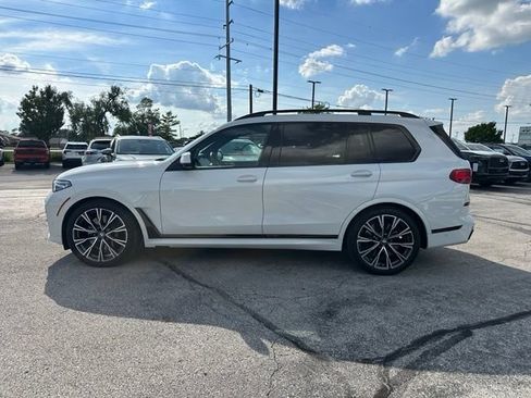 Used 2021 BMW X7 M50i w/ Cold Weather Package AWD/4WD image 4