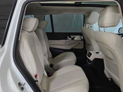 Used 2026 Mercedes-Benz GLS 450 4MATIC image 12