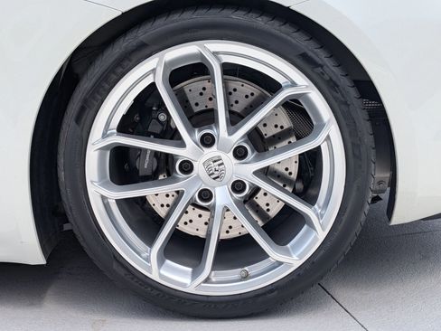 Certified 2023 Porsche 718 Boxster Spyder RWD image 26