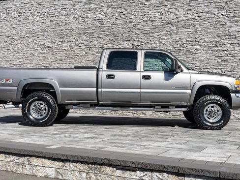 Used 2006 GMC Sierra 2500 SLT w/ Heavy-Duty Power Package image 20