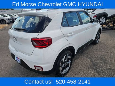 Used 2023 Hyundai Venue SEL w/ Cargo Package FWD image 6