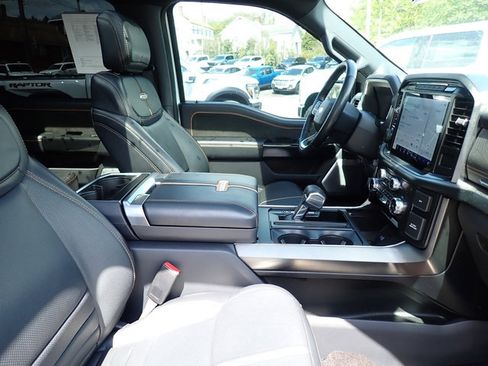 Used 2022 Ford F150 Platinum w/ Equipment Group 701A High AWD/4WD image 9