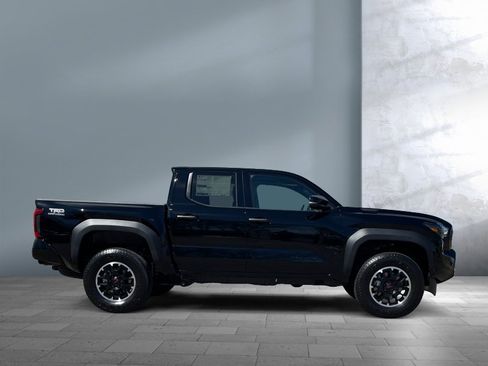 New 2026 Toyota Tacoma TRD Off-Road AWD/4WD image 7
