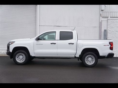 New 2026 Chevrolet Colorado W/T image 2