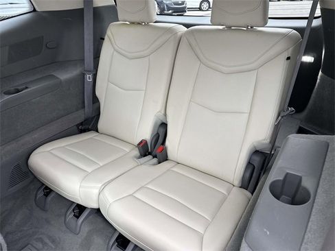 Used 2021 Cadillac XT6 Premium Luxury image 31