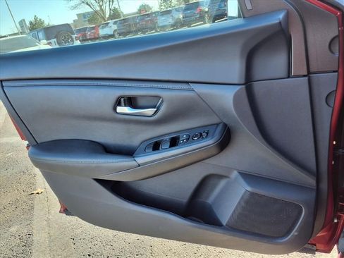 Used 2024 Nissan Sentra SV image 15