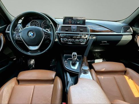 Used 2017 BMW 330i xDrive Sedan AWD/4WD image 18