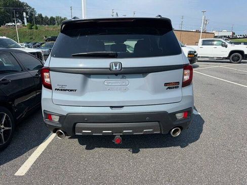 Used 2022 Honda Passport TrailSport image 4