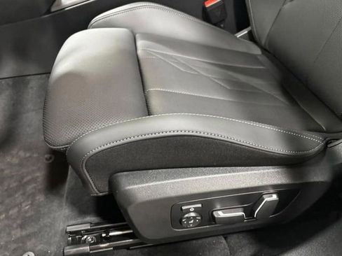 Certified 2025 BMW X3 xDrive30i w/ Premium Package image 24