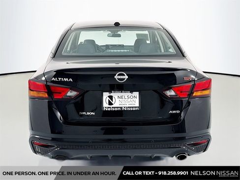 Certified 2025 Nissan Altima 2.5 SR w/ SR Premium Package AWD/4WD image 6