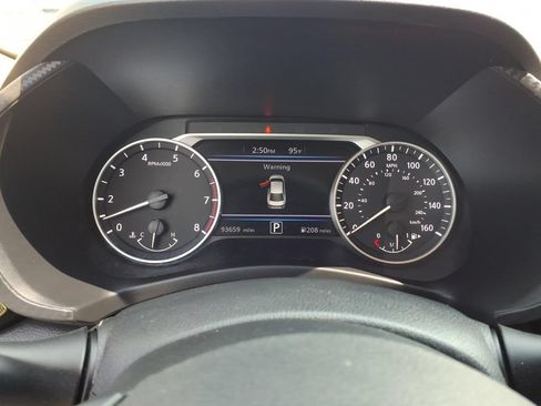 Used 2022 Nissan Sentra SR FWD image 8