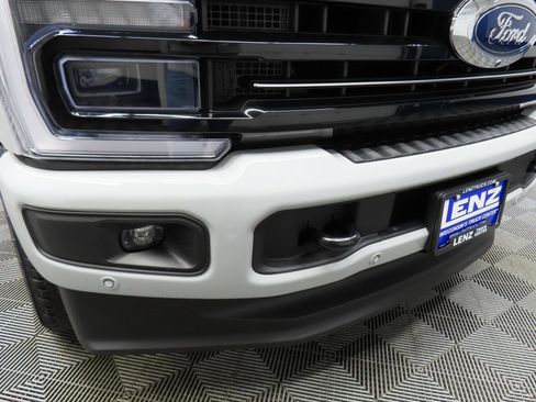 Used 2025 Ford F250 Platinum w/ FX4 Off-Road Package image 53