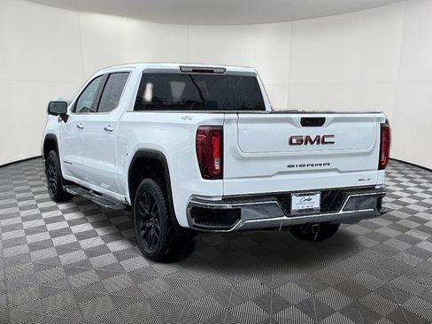 Used 2023 GMC Sierra 1500 SLT w/ SLT Convenience Package AWD/4WD image 4