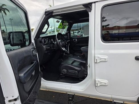 Used 2021 Jeep Wrangler Unlimited Rubicon 4xe w/ Cold Weather Group image 12