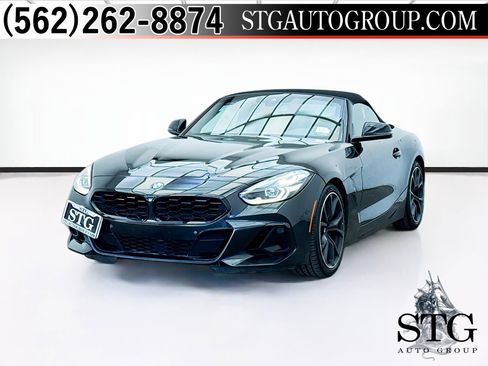 Used 2023 BMW Z4 sDrive30i w/ Driving Assistance Package image 1