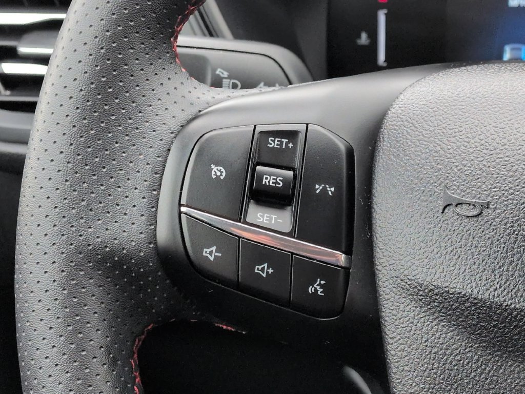 Used 2026 Ford Escape ST-Line FWD image 20