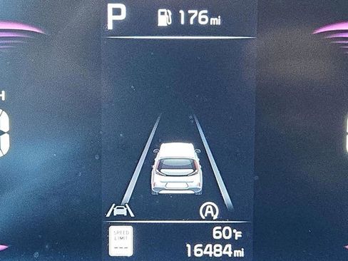 Used 2024 Kia Soul LX image 18