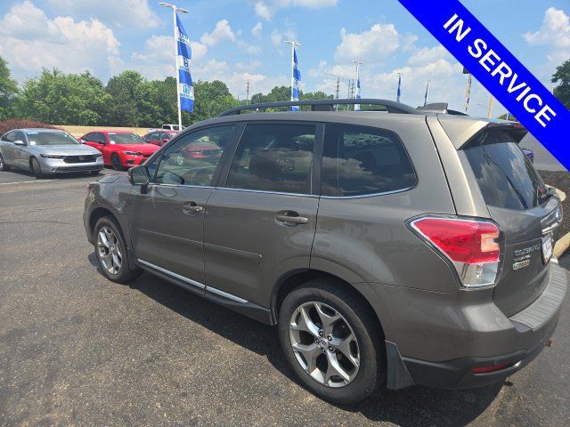 Used 2017 Subaru Forester 2.5i Touring AWD/4WD image 5