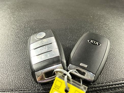 Used 2017 Kia Sorento EX w/ EX Advanced Touring Package image 30