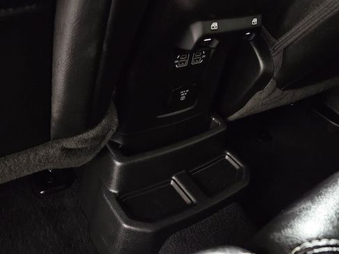 Used 2023 Jeep Wrangler Unlimited Sahara image 28