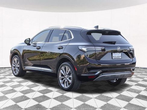 Used 2022 Buick Envision Avenir w/ Technology Package II image 16