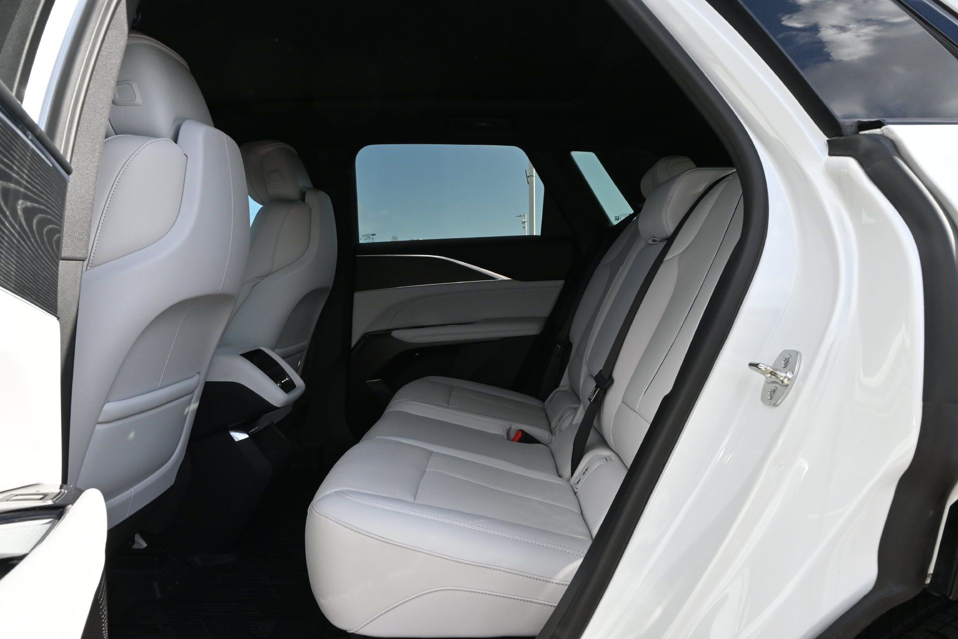 Certified 2024 Cadillac Lyriq Sport w/ LPO, Floor Liner Package RWD image 19
