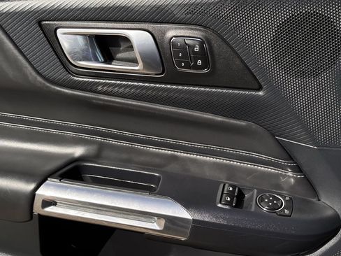Used 2025 Ford Mustang GT Premium RWD image 21
