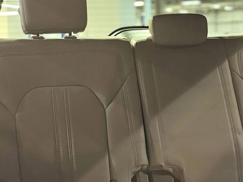 Used 2019 Ford Expedition Limited w/ Equipment Group 302A image 82