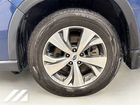 Certified 2022 Subaru Ascent Premium w/ Convenience Package image 32