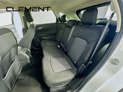 Used 2022 Ford Edge SE w/ Black Appearance Package image 30