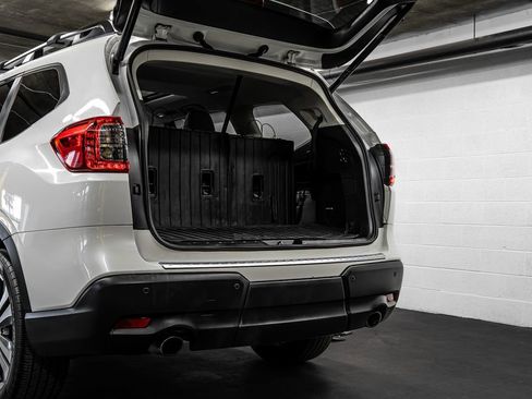 Used 2022 Subaru Ascent Limited w/ Technology Package image 17