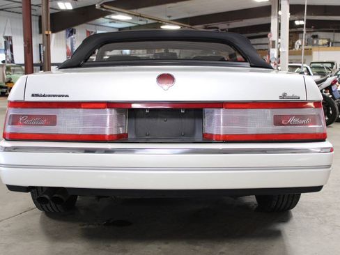 Used 1993 Cadillac Allante FWD image 5