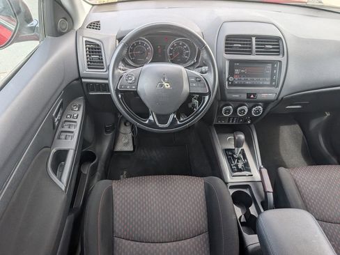 Used 2019 Mitsubishi Outlander Sport LE image 12
