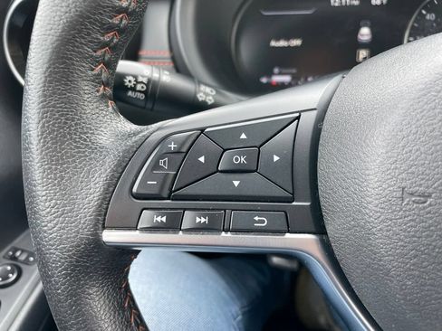 Used 2024 Nissan Kicks SR FWD image 18