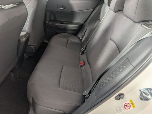 Used 2019 Toyota C-HR XLE FWD image 23