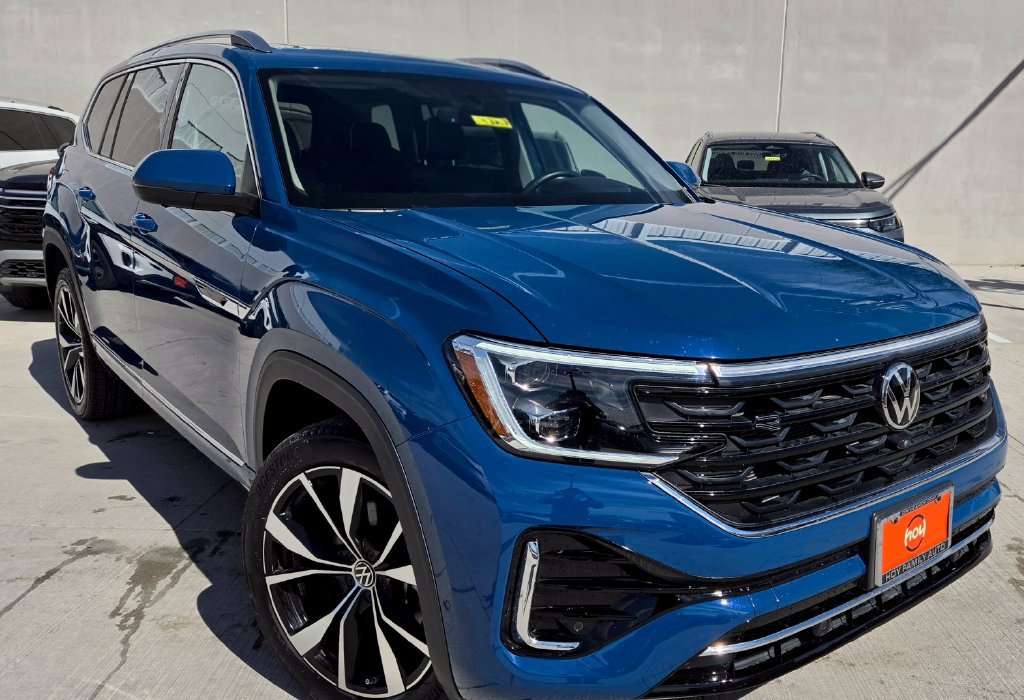 Certified 2025 Volkswagen Atlas SEL Premium R-Line AWD/4WD image 1