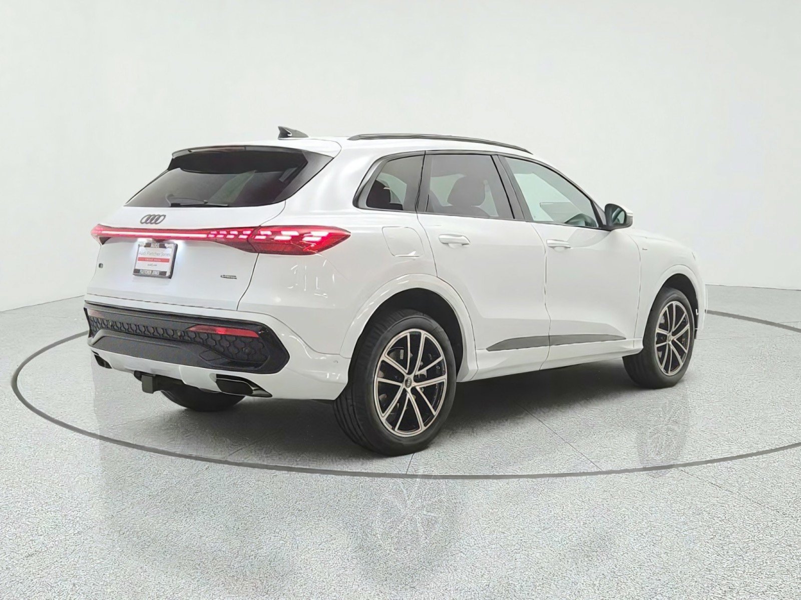 New 2026 Audi Q5 Premium AWD/4WD image 5