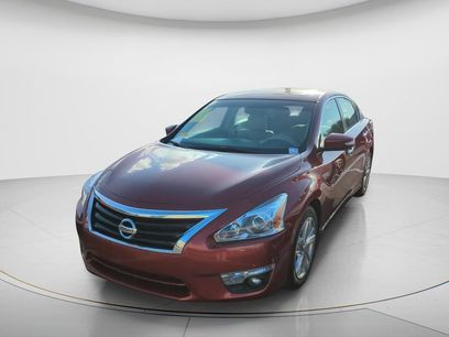Used 2015 Nissan Altima 2.5 SL w/ Technology Package