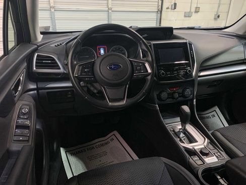 Used 2020 Subaru Forester Premium image 4