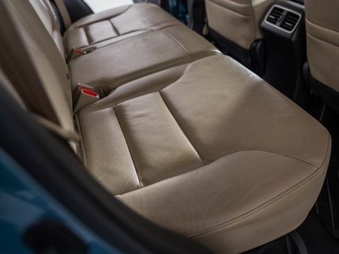 Used 2016 Honda CR-V Touring image 35