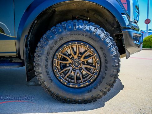 Used 2018 Ford F150 Raptor w/ Equipment Group 802A Luxury AWD/4WD image 9