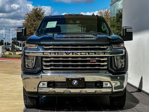 Used 2020 Chevrolet Silverado 2500 LTZ w/ Safety Package image 5