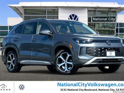 New 2025 Volkswagen Tiguan SE